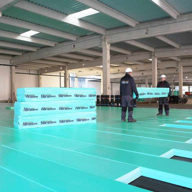 Energiapajzs extrudált polisztirolból – a türkiz hőszigetelés