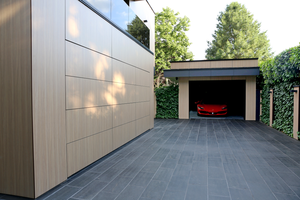 A ház, ahol a garázskapu is stílust teremt A ház, ahol a garázskapu is stílust teremt