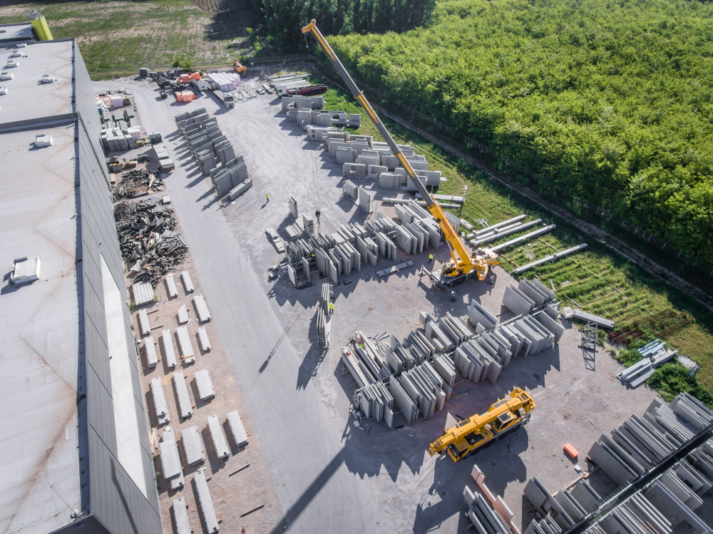 A piaci igényekkel együtt növekszik a gyártás és fejlődik a logisztika A piaci igényekkel együtt növekszik a gyártás és fejlődik a logisztika