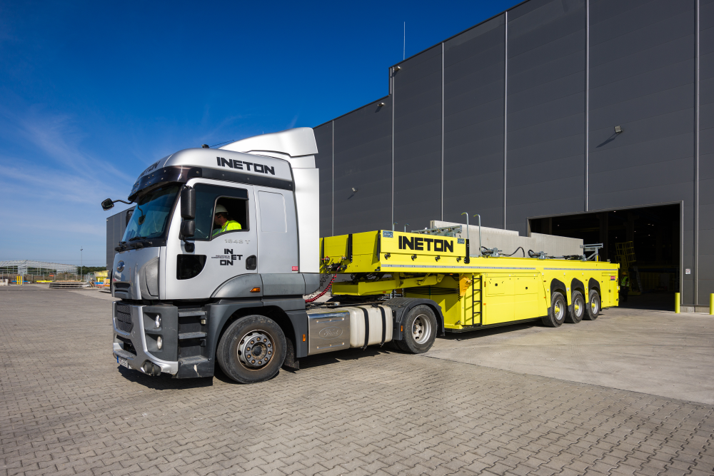 A piaci igényekkel együtt növekszik a gyártás és fejlődik a logisztika A piaci igényekkel együtt növekszik a gyártás és fejlődik a logisztika