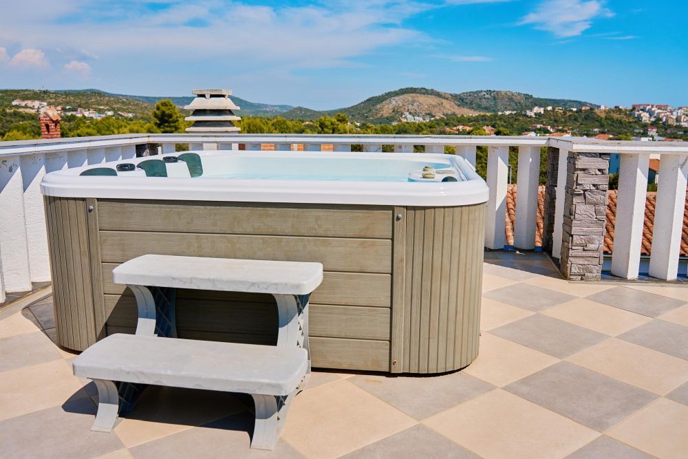 Jacuzzi a teraszra? Ezekre figyeljünk a telepítéskor!