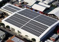 Konferencia a lapostető felületek napelem rendszerekkel történő fotovoltaikus hasznosításáról Konferencia a lapostető felületek napelem rendszerekkel történő fotovoltaikus hasznosításáról