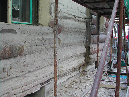 Vakolt és hőszigetelt falak helyreállítása árvíz után