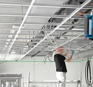 A zöld lézervonal jobban látható a pirosnál A zöld lézervonal jobban látható a pirosnál