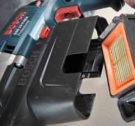 Ütvefúró beépített porelszívóval Ütvefúró beépített porelszívóval