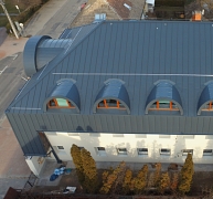 Esztétikus állókorcos síklemez fedés Esztétikus állókorcos síklemez fedés