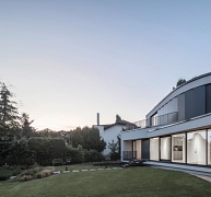 Vasbeton erkélyek hőhídmentesítésének lehetőségei Vasbeton erkélyek hőhídmentesítésének lehetőségei