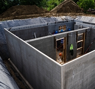 Gyors, pontos, hibamentes – előregyártás családi házas léptékben Gyors, pontos, hibamentes – előregyártás családi házas léptékben