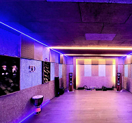 Egy otthoni házimoziterem akusztikai megoldása Egy otthoni házimoziterem akusztikai megoldása