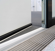 Új ablakipari trendek: alumínium opciós és akadálymentesített Új ablakipari trendek: alumínium opciós és akadálymentesített