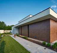 Környezetbarát és tartós homlokzatburkoló kompaktlemez Környezetbarát és tartós homlokzatburkoló kompaktlemez