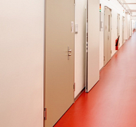 Kreatív gumiburkolat: hangsúlyos színek, harmonikus dizájn Kreatív gumiburkolat: hangsúlyos színek, harmonikus dizájn