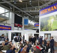 Számos újdonságát mutatta be a Hörmann az idei Bau-n Számos újdonságát mutatta be a Hörmann az idei Bau-n