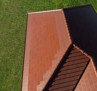 Már új színben is kapható a napelemes tetőrendszer Már új színben is kapható a napelemes tetőrendszer