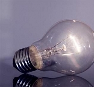 Elsejétől kivonják a hagyományos izzókat a forgalomból Elsejétől kivonják a hagyományos izzókat a forgalomból