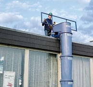 Csúszdarendszerrel pormentesen konténerezhető az építési törmelék Csúszdarendszerrel pormentesen konténerezhető az építési törmelék