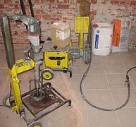 Utólagos vegyi falszigetelés injektáló oldattal Utólagos vegyi falszigetelés injektáló oldattal