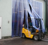 Függönyök teherforgalmú kapuk lezárására Függönyök teherforgalmú kapuk lezárására