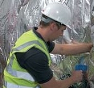 Csodafólia: hatékonyan hőszigetel és az infrasugárzást is visszaveri Csodafólia: hatékonyan hőszigetel és az infrasugárzást is visszaveri