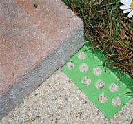 Bármilyen térburkolathoz használható peremszegély Bármilyen térburkolathoz használható peremszegély