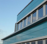 Homlokzatburkolati üvegszerkezetek ragasztása Homlokzatburkolati üvegszerkezetek ragasztása