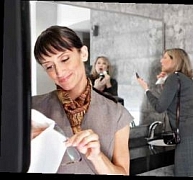 Szenzoros lapadagolású kéztörlő-adagoló Szenzoros lapadagolású kéztörlő-adagoló