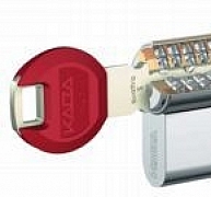 Zárbetét változtatható helyzetű csapsorokkal Zárbetét változtatható helyzetű csapsorokkal