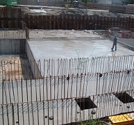 A profilszalag vízre duzzadva tömíti a hézagot A profilszalag vízre duzzadva tömíti a hézagot