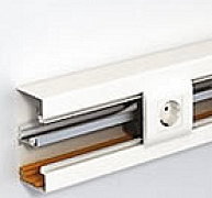 Modulfelépítésű szerelvénybeépítő-csatornák irodákba Modulfelépítésű szerelvénybeépítő-csatornák irodákba