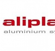 Rejtettszárnyas bejárati ajtó Rejtettszárnyas bejárati ajtó